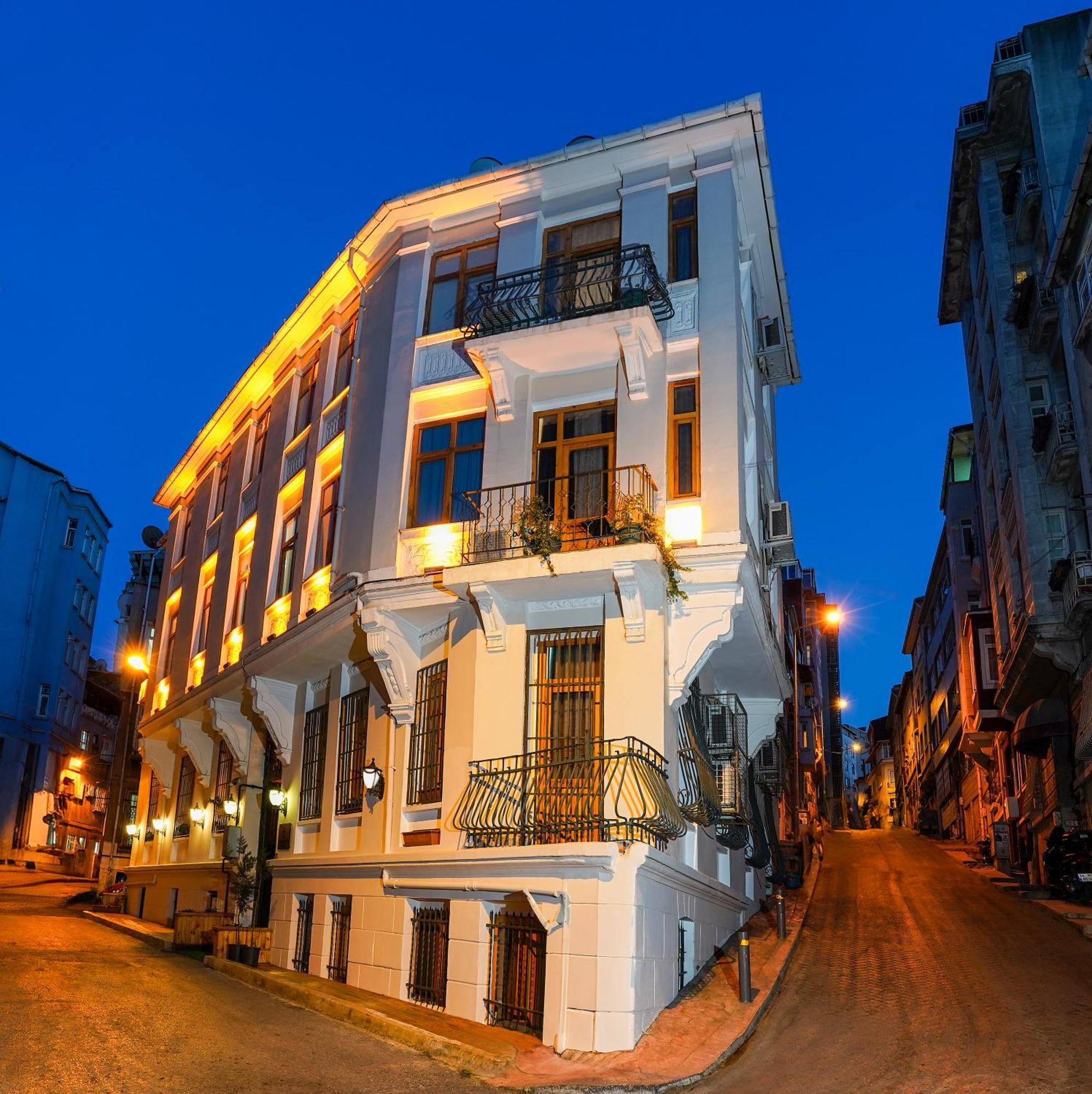 St Moscow Taksim By Emmy Hotel Istanbul Exterior photo